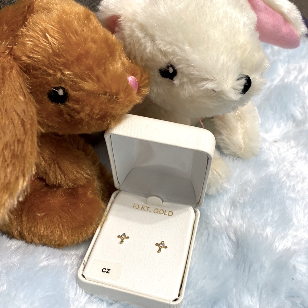 10kt Yellow Gold Post Cross Earring